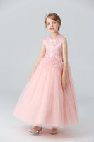 Laden Sie das Bild in den Galerie-Viewer, Weißes Mädchenkleid mit Perlen und Applikationen