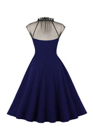 Laden Sie das Bild in den Galerie-Viewer, Schwarzes A Linie Vintage Kleid der 1950er Jahre mit Knöpfen