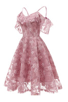 Laden Sie das Bild in den Galerie-Viewer, A-Linie Schulterfreies Spitzenkleid