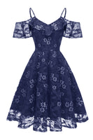 Laden Sie das Bild in den Galerie-Viewer, A-Linie Schulterfreies Spitzenkleid