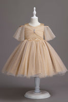 Laden Sie das Bild in den Galerie-Viewer, A-Linie Schulterfreies Burgunder Tüll Mädchen Kleid