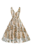 Laden Sie das Bild in den Galerie-Viewer, Schwarzes Rockabilly 1950er Jahre Kleid mit Stickerei