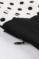 Laden Sie das Bild in den Galerie-Viewer, Schwarzes Polka Dots Rockabilly 1950er Jahre Kleid mit kurzen Ärmeln