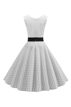 Weißes ärmelloses 50er Jahren kariertes Kleid mit Knopf