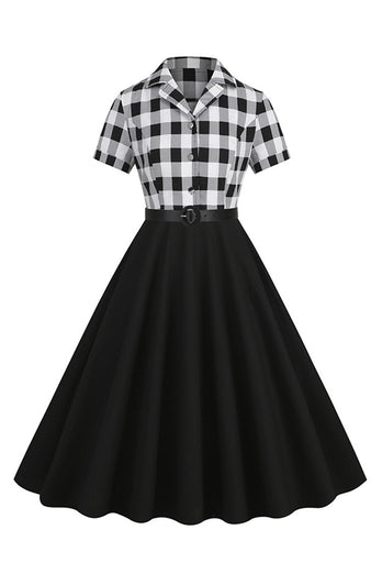 V-Ausschnitt Kurzarm Kariertes schwarzes Kleid aus den 1950er Jahren mit Gürtel