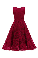 Laden Sie das Bild in den Galerie-Viewer, Dunkelgrünes A-Linie ärmelloses Spitzenkleid