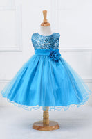 Laden Sie das Bild in den Galerie-Viewer, Pailletten ärmellose weiße Mädchen Kleider mit Schleife