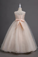 Laden Sie das Bild in den Galerie-Viewer, Tüll A-Linie Rundhalsausschnitt Grüne Mädchen Kleider mit Applikationen