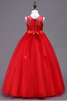 Laden Sie das Bild in den Galerie-Viewer, A-Linie Tüll Weiße Mädchen Kleider mit Schleife