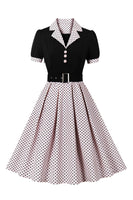 Laden Sie das Bild in den Galerie-Viewer, Grünes kurzärmeliges Polka Dots 1950er Jahre Kleid mit Gürtel
