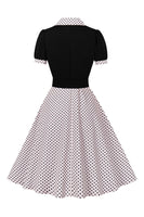 Laden Sie das Bild in den Galerie-Viewer, Grünes kurzärmeliges Polka Dots 1950er Jahre Kleid mit Gürtel