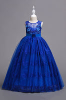 Laden Sie das Bild in den Galerie-Viewer, Rosa Mädchen mit Rundhalsausschnitt und 3D-Blumen