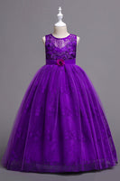 Laden Sie das Bild in den Galerie-Viewer, Rosa Mädchen mit Rundhalsausschnitt und 3D-Blumen