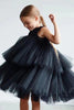Laden Sie das Bild in den Galerie-Viewer, Gestaffeltes Boot Ausschnitt Schwarz Blume Mädchen Kleid