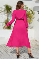 Laden Sie das Bild in den Galerie-Viewer, Schwarzes Freizeitkleid mit V-Ausschnitt und Schärpe