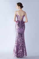 Laden Sie das Bild in den Galerie-Viewer, Burgunderrotes V-Ausschnitt Spaghettiträger Pailletten Kleid mit Schlitz