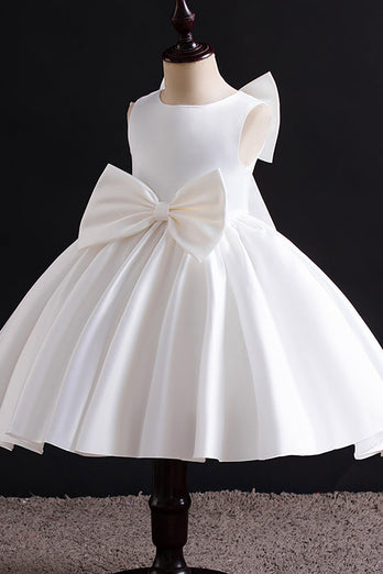 Weißes plissiertes A-Linie Satin Mädchenkleid mit Schleife