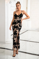 Laden Sie das Bild in den Galerie-Viewer, Scheide Spaghetti Träger Schwarz Langes Ballkleid mit Schlitz