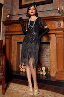 Laden Sie das Bild in den Galerie-Viewer, Luxuriöses Pailletten Perlen Fransenkleid aus den 1920er Jahren