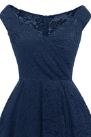 Laden Sie das Bild in den Galerie-Viewer, Vintage A-Linie Spitzenkleid