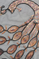 Laden Sie das Bild in den Galerie-Viewer, Schwarzer Paillettenpfau Cape aus den 1920er Jahren