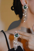 Laden Sie das Bild in den Galerie-Viewer, Funkelnde Strasssteine Wassertropfen Quasten Ohrringe