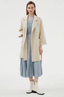 Laden Sie das Bild in den Galerie-Viewer, Schwarzer wendbarer Wollmantel mit langem Revers und Gürtel