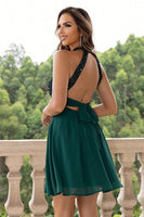 Laden Sie das Bild in den Galerie-Viewer, Neckholder Dunkelgrünes funkelndes Pailletten Kurzes Festtagskleid