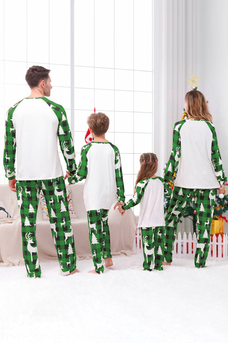 Laden Sie das Bild in den Galerie-Viewer, Frohe Weihnachten Familien-Pyjama-Sets