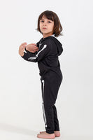 Laden Sie das Bild in den Galerie-Viewer, Familien-Kuscheliger Skelett-Kapuzenpullover mit schwarzem Druck und Reißverschluss