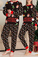 Laden Sie das Bild in den Galerie-Viewer, Weihnachtsmann und Weihnachtsbaum Schwarzes passendes Pyjama-Set für Familien
