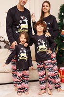 Laden Sie das Bild in den Galerie-Viewer, Weihnachtliches schwarzes Hirsch und Schneeflocke Familie passendes Pyjama-Set