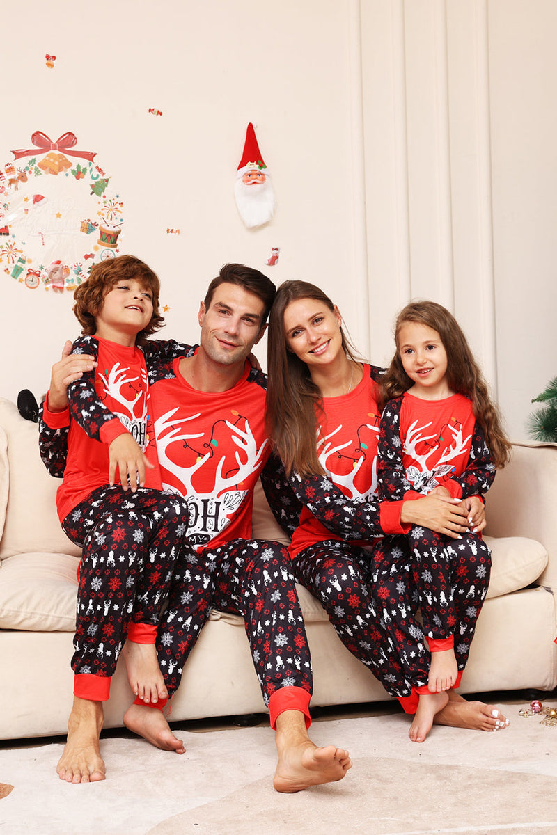 Laden Sie das Bild in den Galerie-Viewer, Passender Pyjama für die Weihnachtsfamilie Schwarz Rot Hirsch bedruckt Pyjama-Set