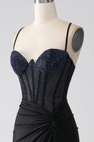 Laden Sie das Bild in den Galerie-Viewer, Schwarzes Meerjungfrauen Spaghettiträger langes Korsett Ballkleid mit Perlen