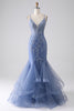 Laden Sie das Bild in den Galerie-Viewer, Graublaues Meerjungfrauen Spaghettiträger Kleid mit perlenbesetztem Rücken und Applikationen