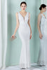 Laden Sie das Bild in den Galerie-Viewer, Weißes Meerjungfrauen Abendkleid mit tiefem V-Ausschnitt