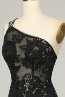 Laden Sie das Bild in den Galerie-Viewer, Eine Schulter Rückenfreies Schwarzes Spitze Langes Ballkleid