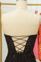 Laden Sie das Bild in den Galerie-Viewer, Enges Rosa Kurzes Abiballkleid mit Applikationen