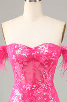 Laden Sie das Bild in den Galerie-Viewer, Schulterfreie Scheide Blaues kurzes Abiballkleid mit Feder