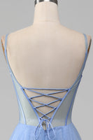 Laden Sie das Bild in den Galerie-Viewer, Hellblaues A-Linie Kleid aus Tüll mit V-Ausschnitt und Applikationen