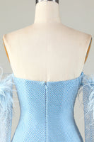 Laden Sie das Bild in den Galerie-Viewer, Abnehmbare Ärmel Blaues enges Abiballkleid mit Federn