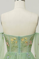 Laden Sie das Bild in den Galerie-Viewer, Grünes Schulterfreies Lange Ärmel A-Linie Ballkleid