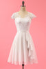 Laden Sie das Bild in den Galerie-Viewer, Weißes Formelles Spitzen Rüschen Kleid