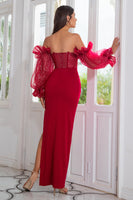 Laden Sie das Bild in den Galerie-Viewer, Scheide Schulterfreies Burgunder Partykleid mit Perlstickerei