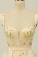 Laden Sie das Bild in den Galerie-Viewer, Süßes A Linie Herzausschnitt Champagner Kurzes Abiballkleid