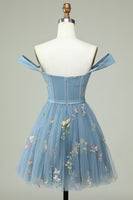 Laden Sie das Bild in den Galerie-Viewer, A-Linie Schwarzes schulterfreies Abiballkleid