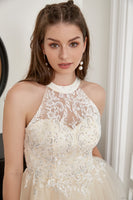 Laden Sie das Bild in den Galerie-Viewer, Champagner Strasssteinen Neckholder Tüll Süßes Abiballkleid