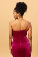 Laden Sie das Bild in den Galerie-Viewer, Ein Schulter Ballkleid aus Samt mit Schlitz