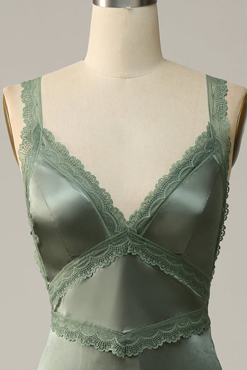 V-Ausschnitt Offenes Rücken Staubgrünes Brautjungfernkleid mit Spitze