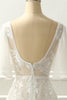 Laden Sie das Bild in den Galerie-Viewer, Langes Elfenbein V-Ausschnitt Brautkleid mit Applikationen
